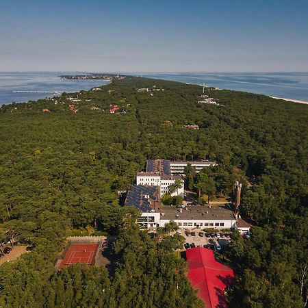 Osrodek Delfin Rewita Hotel Jurata Buitenkant foto