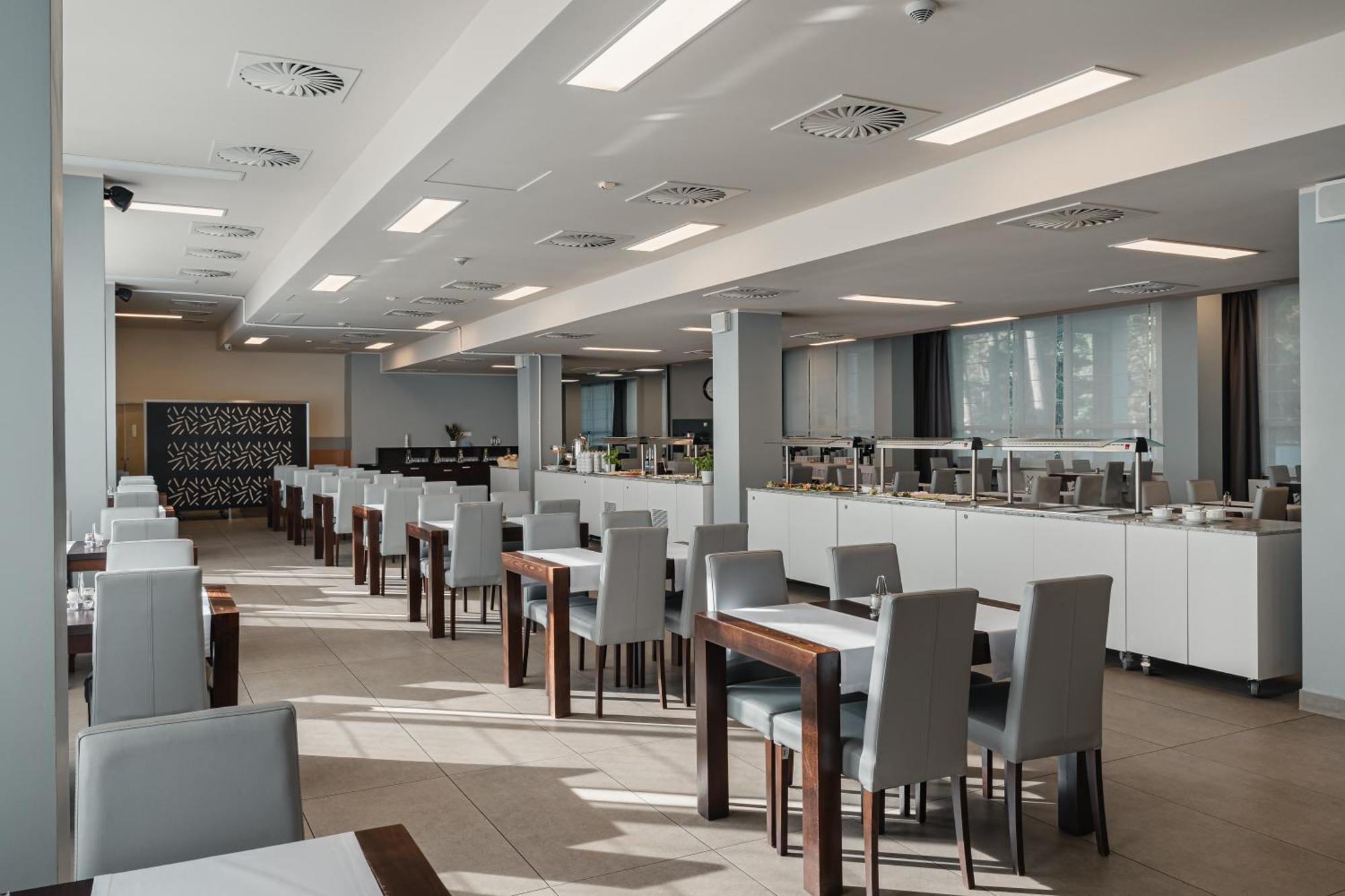 Osrodek Delfin Rewita Hotel Jurata Buitenkant foto